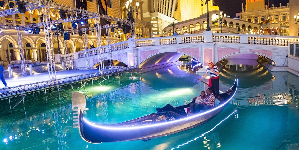 Things To Do In Vegas December 2024 For Couples Wally Malvina